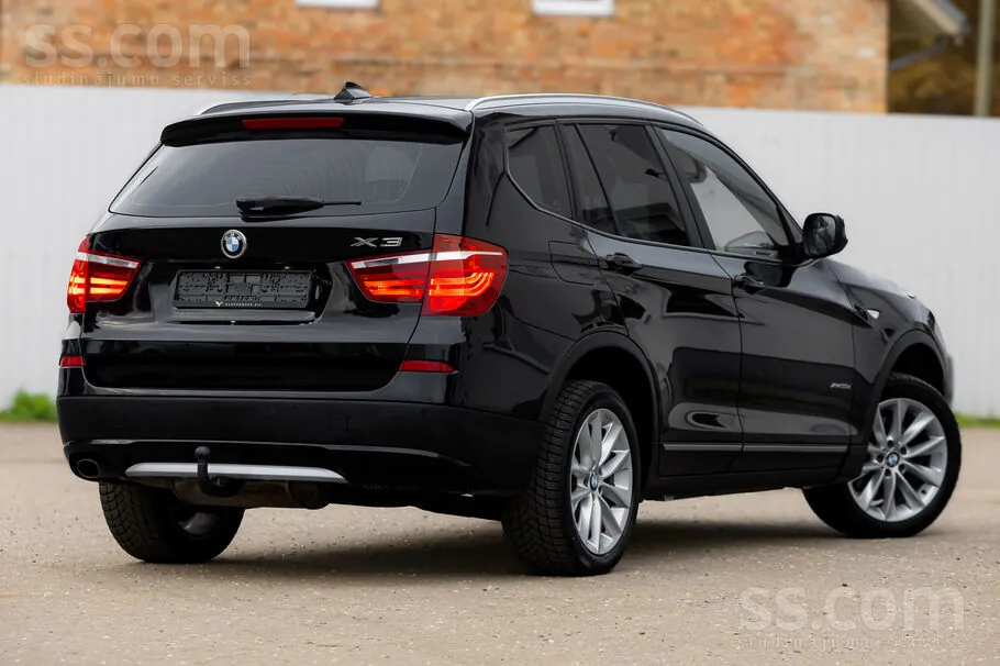 BMW X3 2011 photo 3