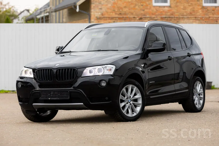 BMW X3 2011 photo 2