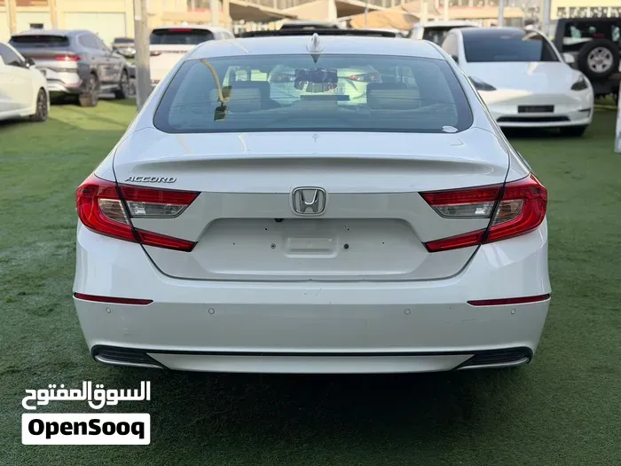 Honda Accord 2019 photo 4