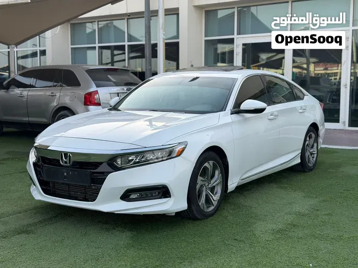 Honda Accord 2019 photo 2