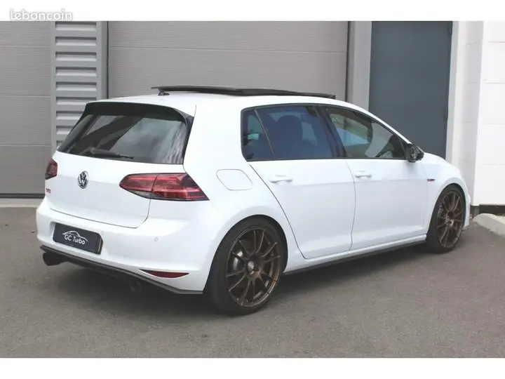 Volkswagen Golf 2014 photo 4