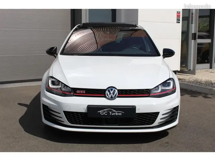 Volkswagen Golf 2014 photo 2
