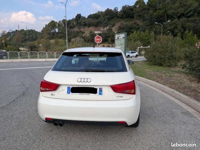 Audi A1 2012 photo 3