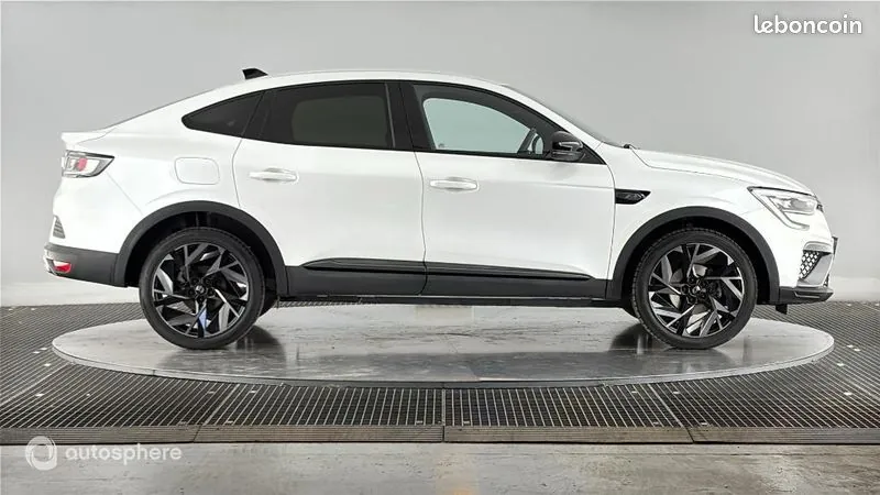 Renault Arkana 2023 photo 4