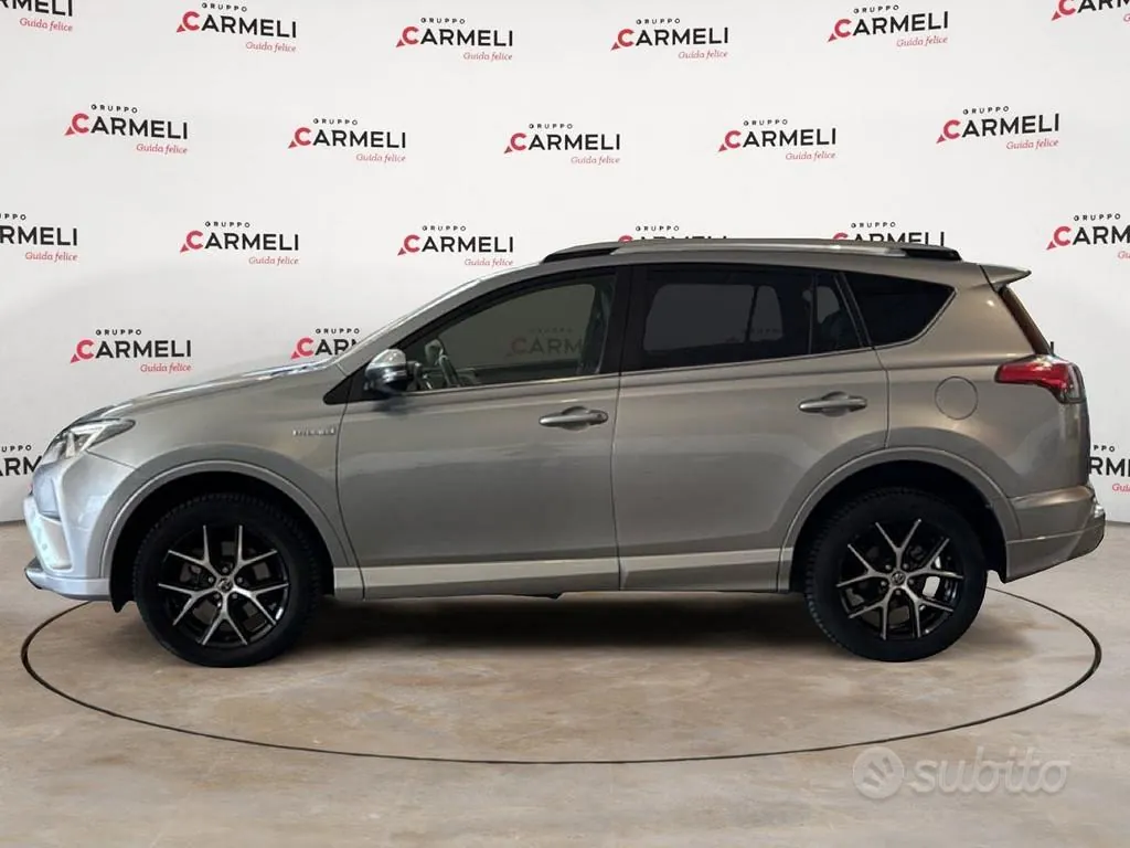 Toyota Rav4 2017 photo 2