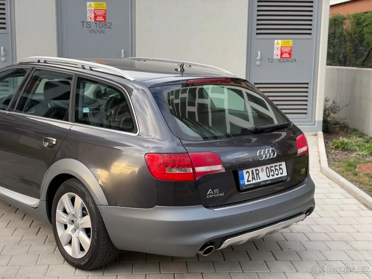 Audi A6 Allroad 2011 photo 4