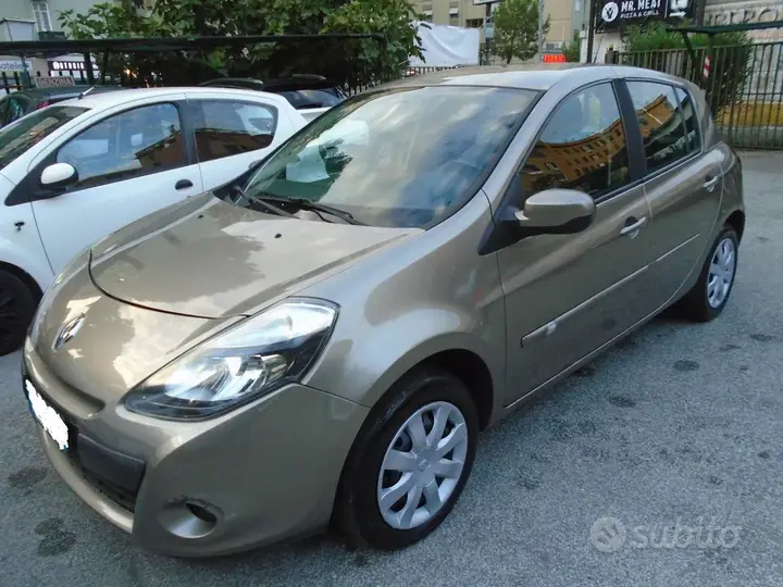Renault Clio 2009 photo 5