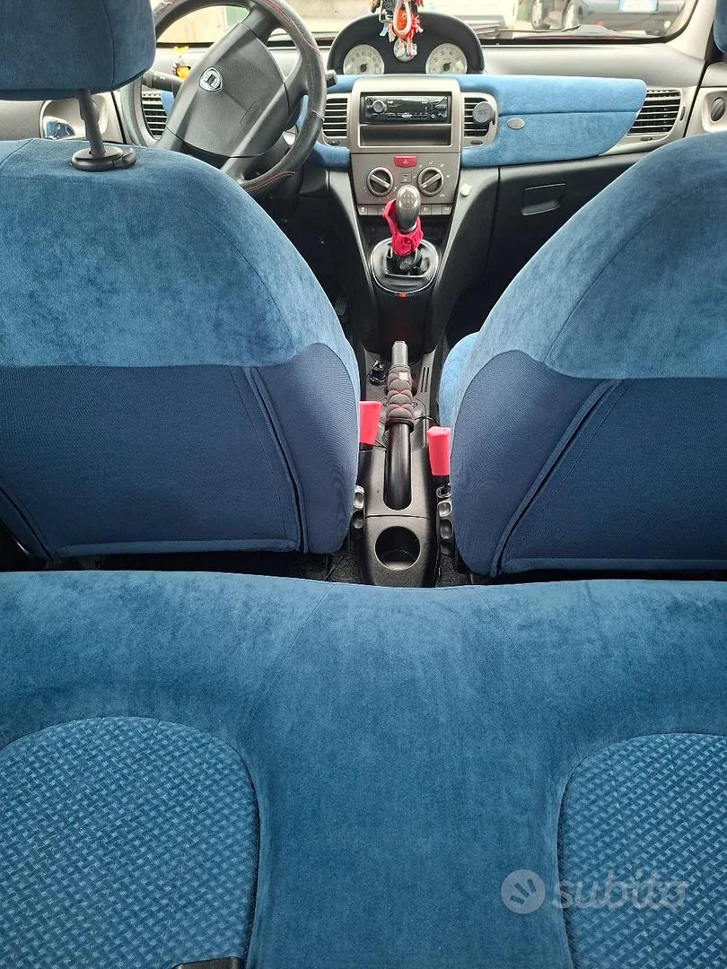 Lancia Ypsilon 2004 photo 5