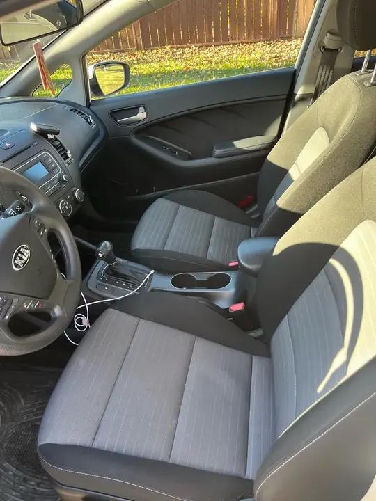 Kia Forte 2016 photo 5