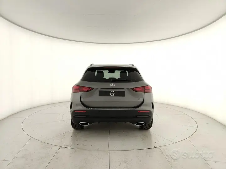 Mercedes-Benz Gla 2023 photo 4