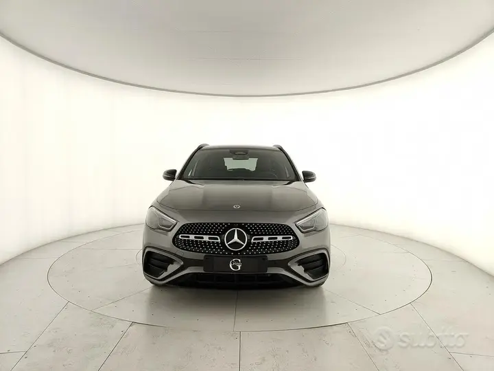 Mercedes-Benz Gla 2023 photo 2