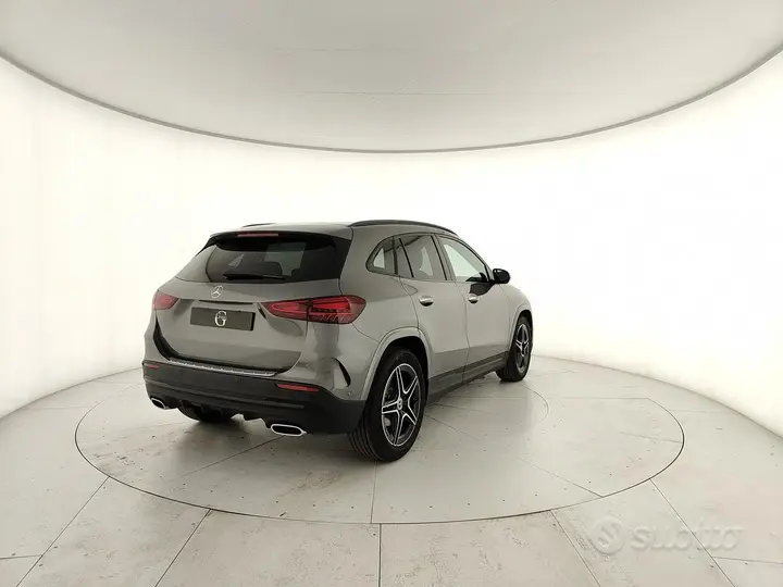 Mercedes-Benz Gla 2023 photo 3