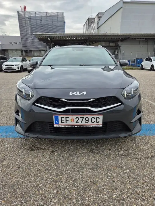 Kia Ceed 2023 photo 2