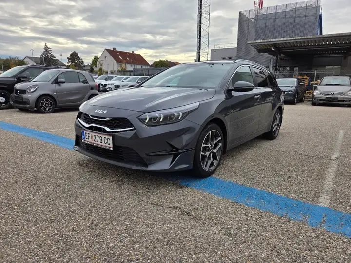Kia Ceed 2023 photo 3