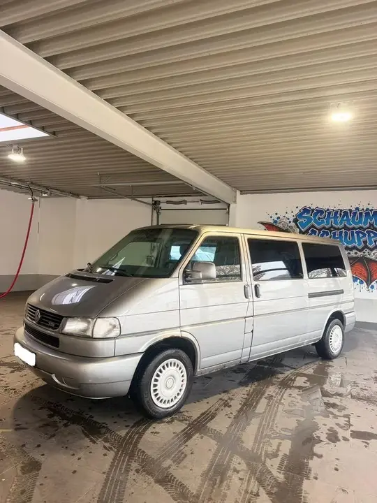 Volkswagen T4 Caravelle