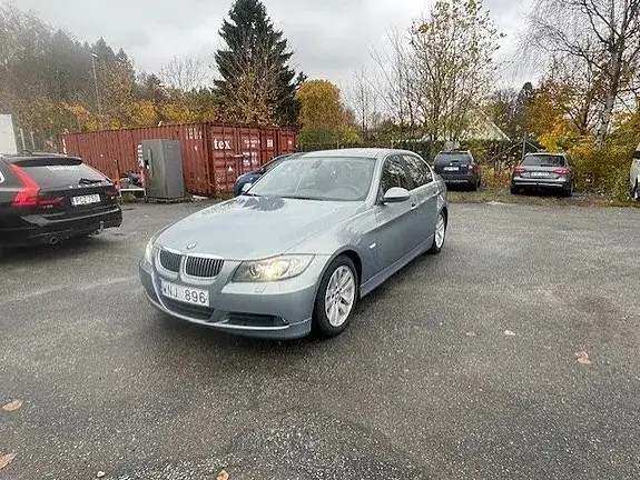 BMW 325I 2005 photo 2