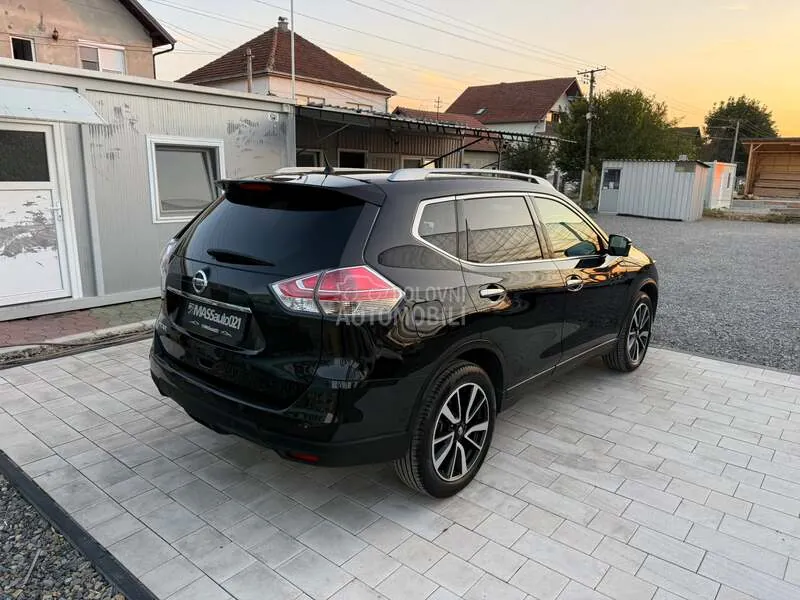 Nissan X-Trail 2016 photo 2