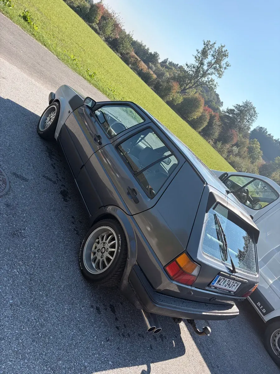 Volkswagen Golf 1989 photo 3