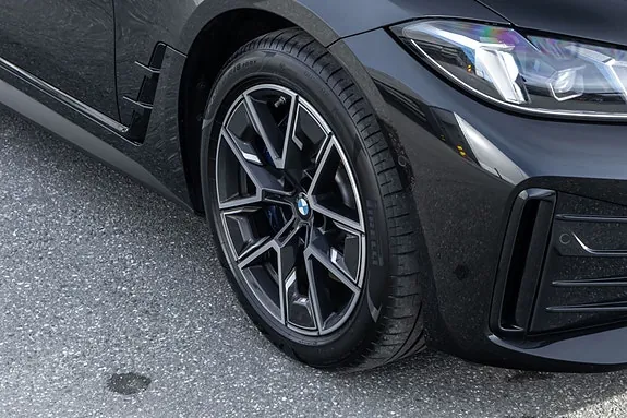 BMW I4 2026 photo 3