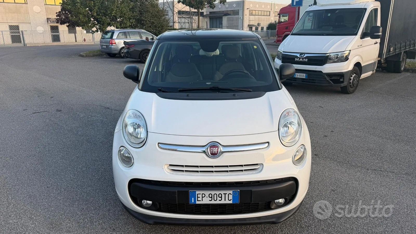 Fiat 500L 2013 photo 2