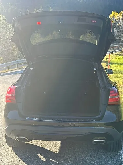 Mercedes-Benz Gla180 2017 photo 2