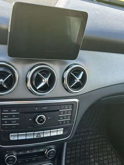 Mercedes-Benz Gla180 2017 photo 5