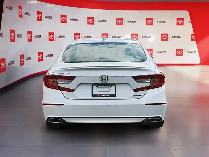 Honda Accord 2018 photo 5