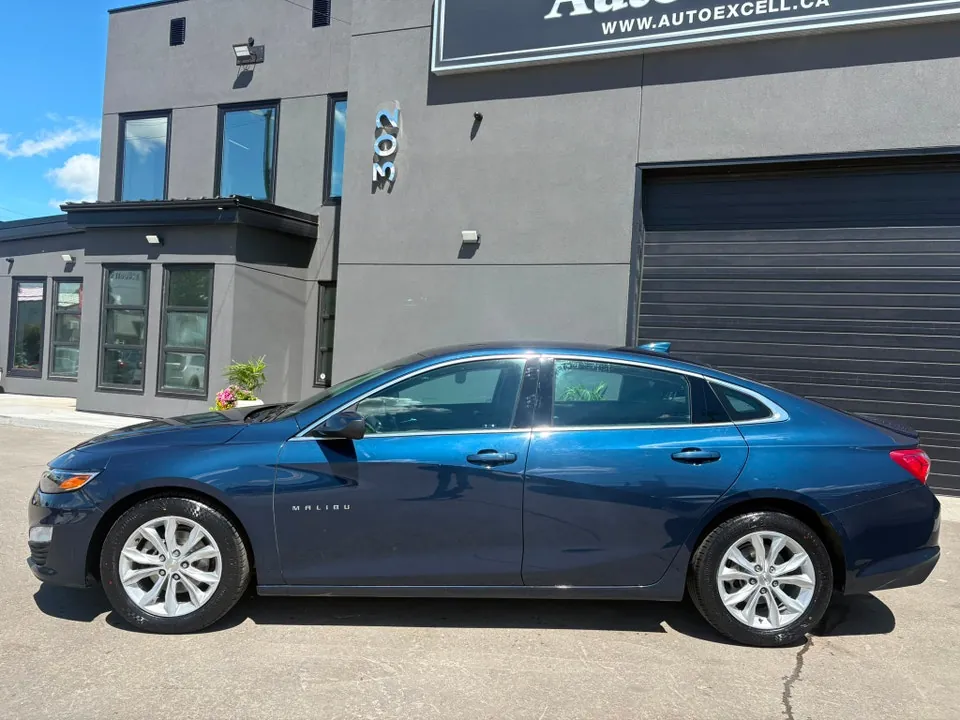 Chevrolet Malibu 2022 photo 2