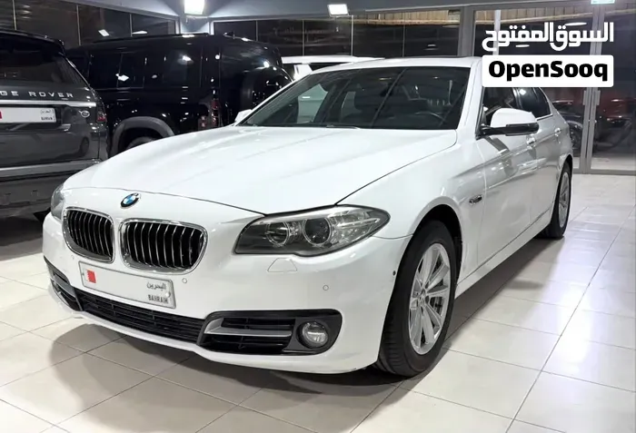 BMW 3 Series 2018 photo 3