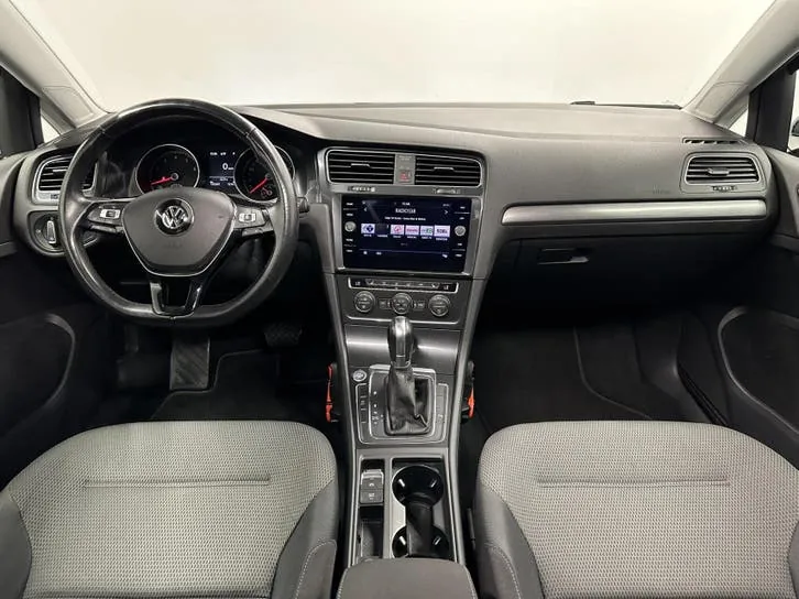 Volkswagen Golf Variant 2017 photo 2