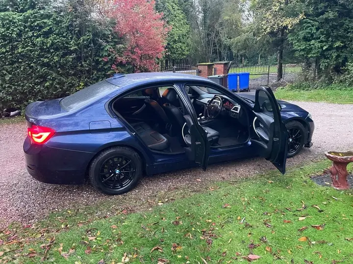 BMW 3 Series 2016 photo 5