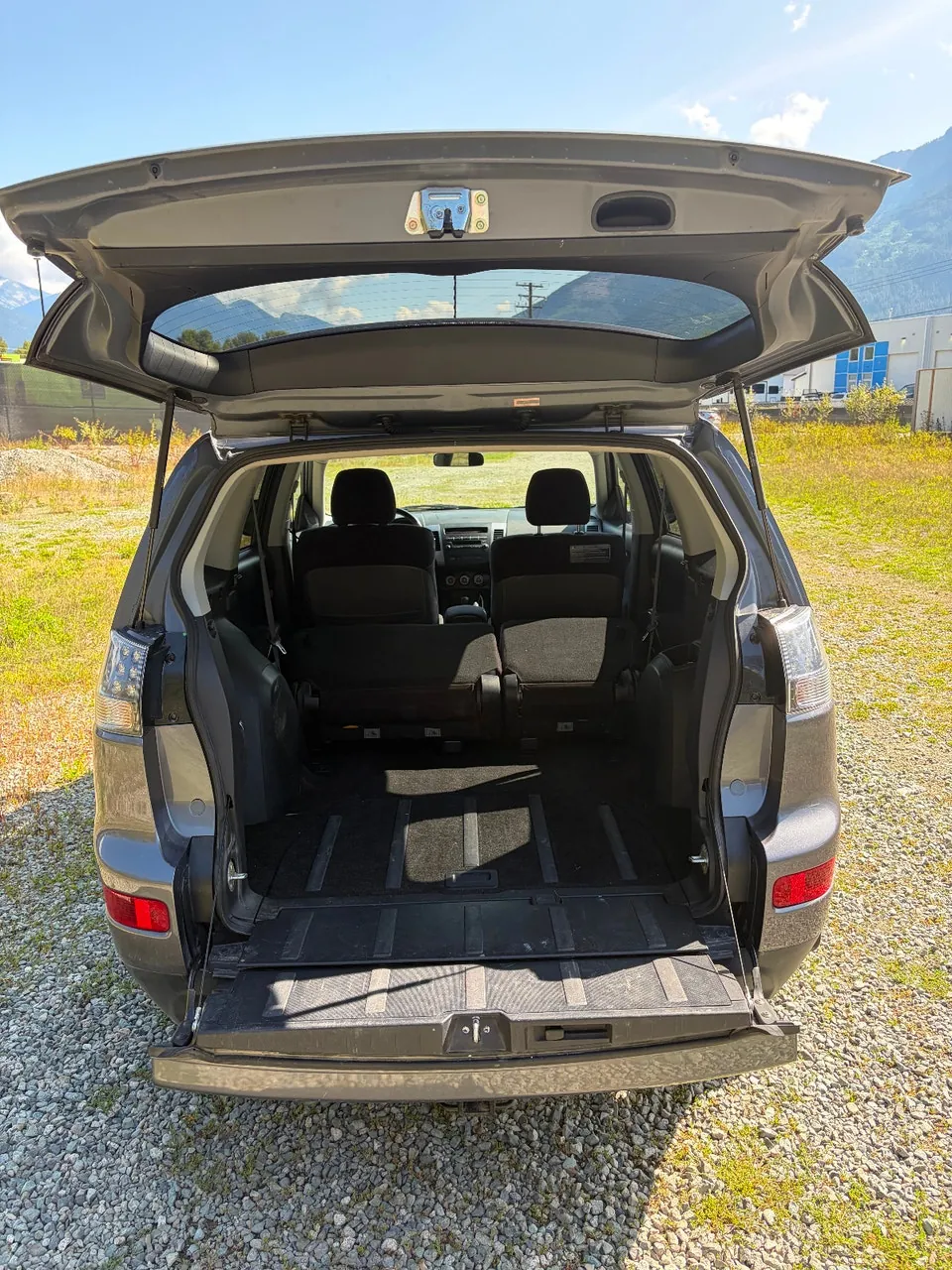 Mitsubishi Outlander 2008 photo 3