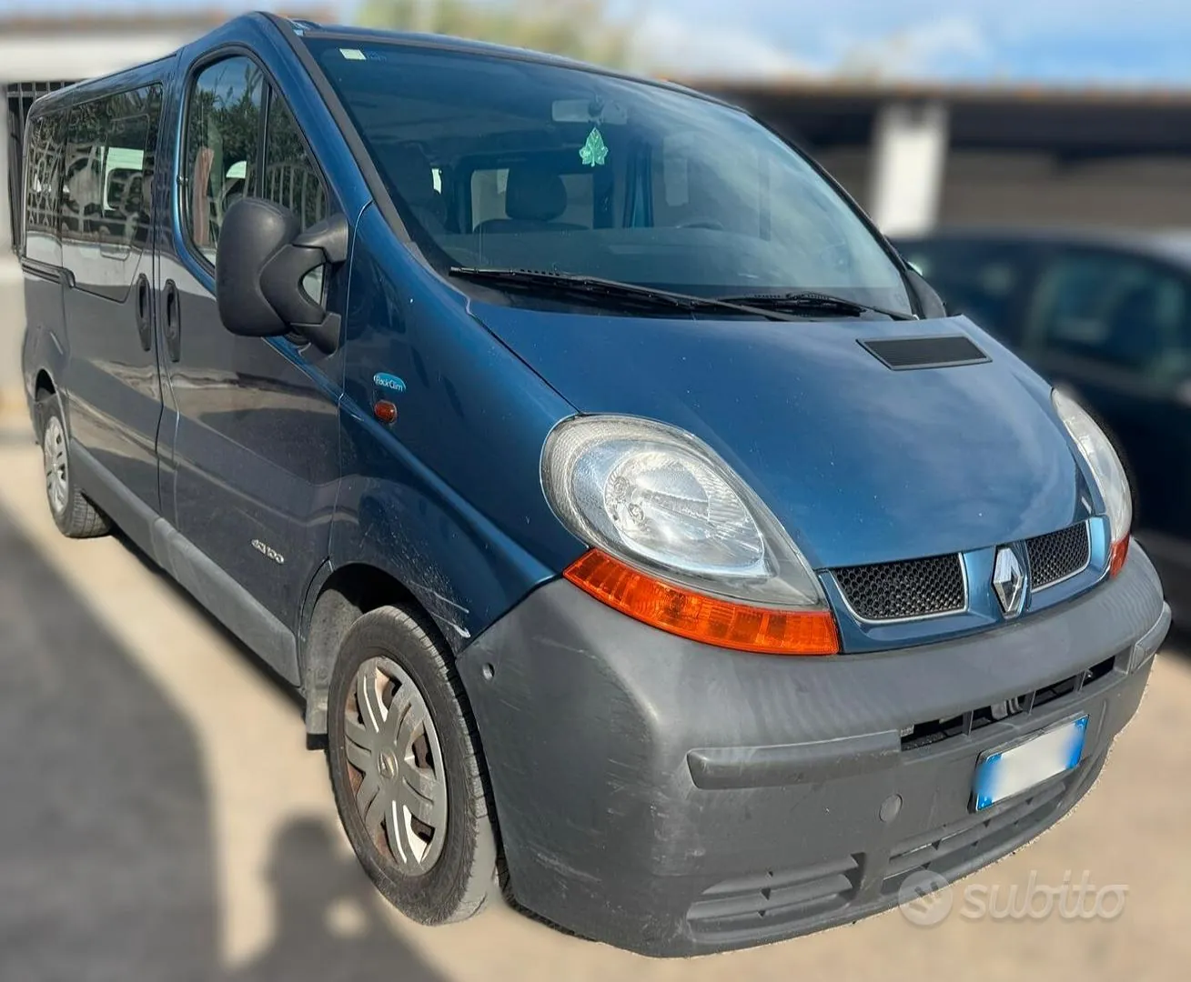 Renault Trafic 2005 photo 3
