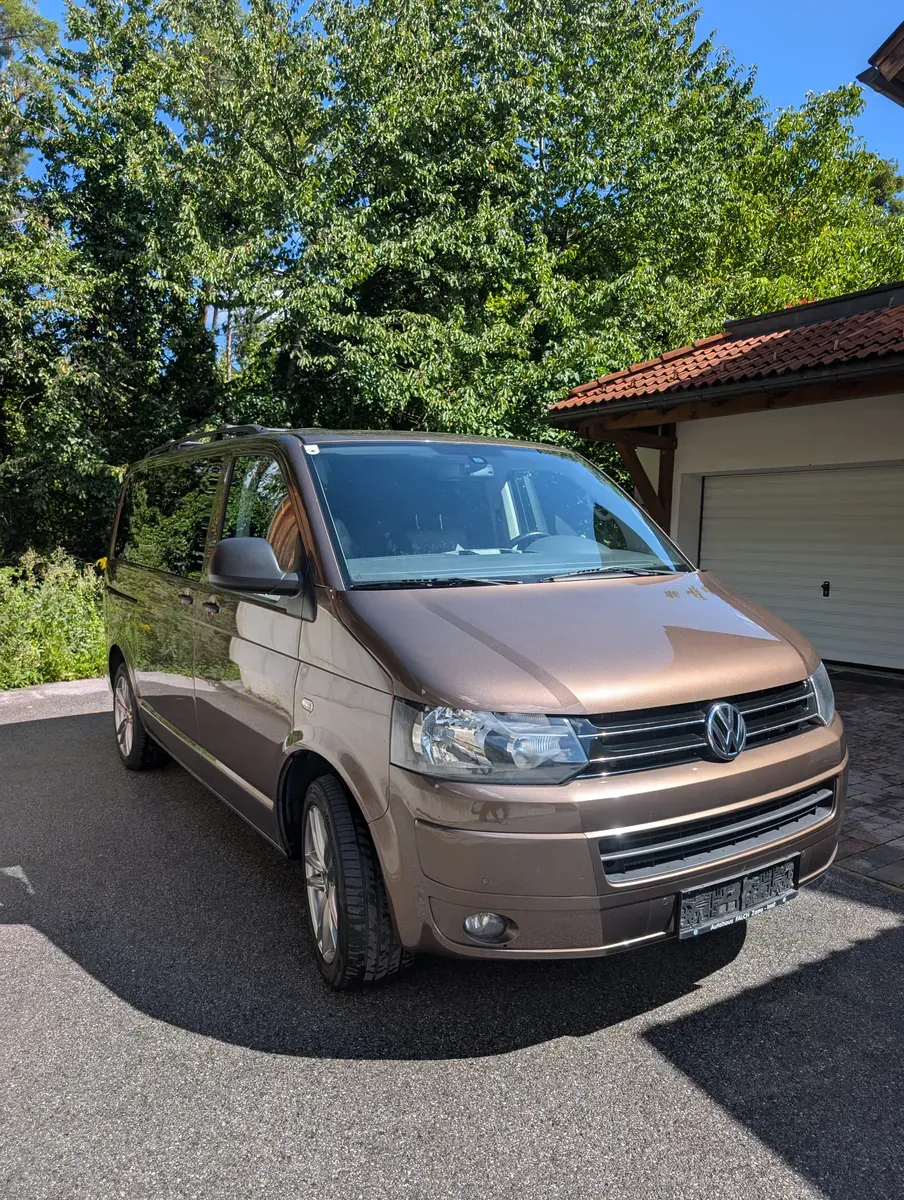 Volkswagen Multivan 2013 photo 3