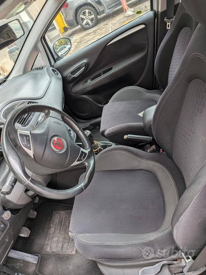 Fiat Punto 2014 photo 5