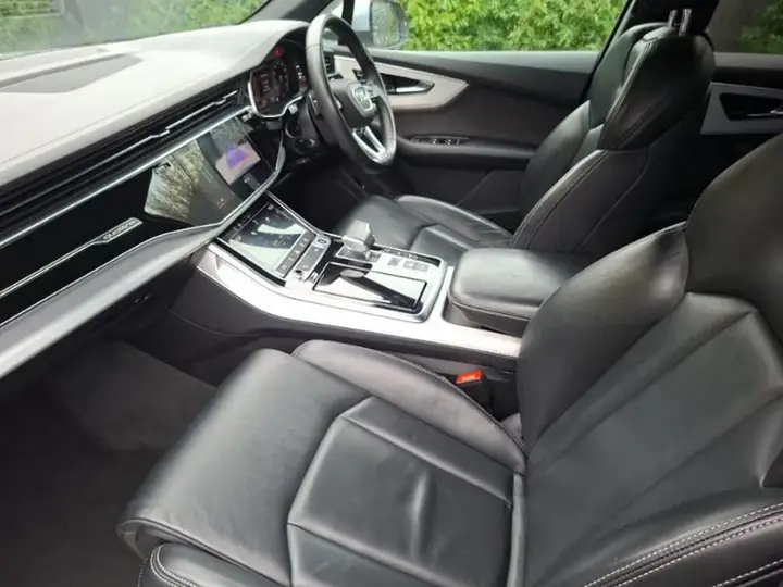 Audi Q7 2023 photo 5