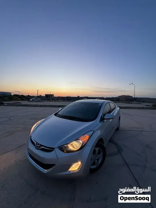 Hyundai Avante 2013 photo 3