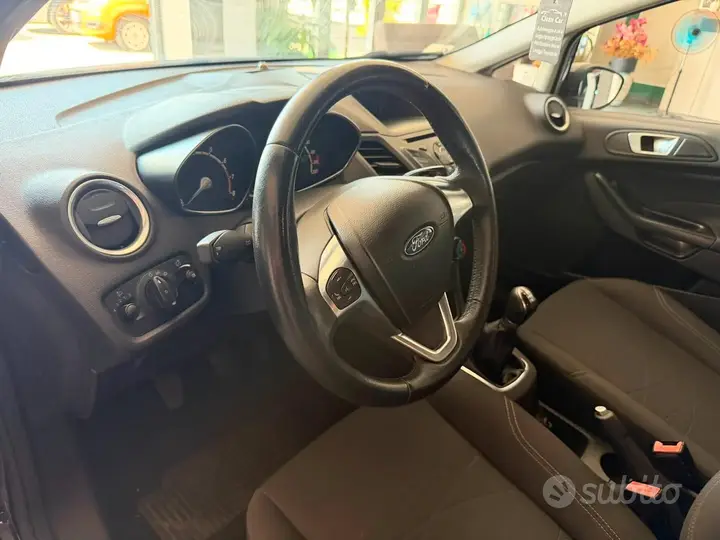 Ford Fiesta 2015 photo 4