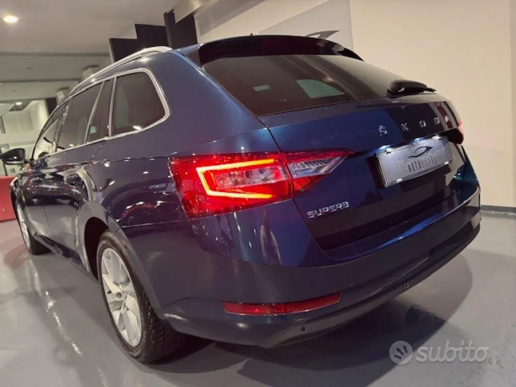 Skoda Superb 2021 photo 5
