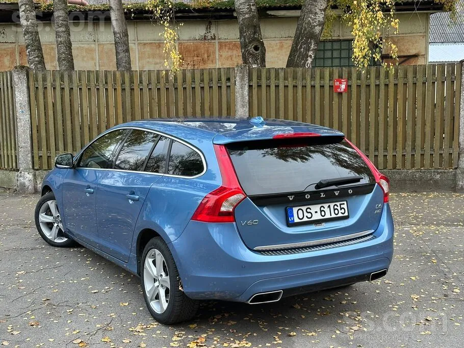 Volvo V60 2015 photo 4