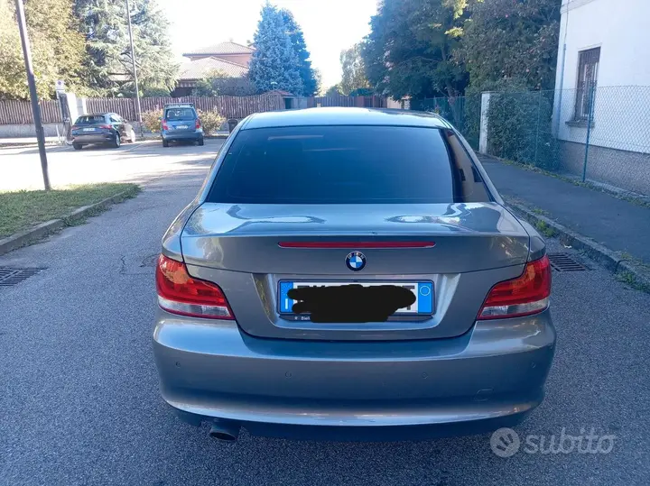 BMW 120D 2011 photo 2