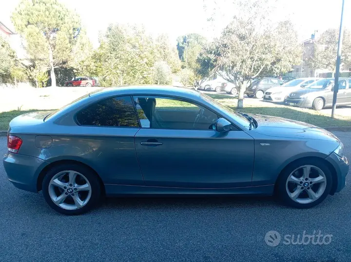 BMW 120D 2011 photo 4