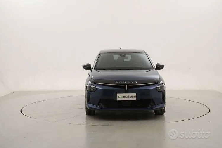 Lancia Ypsilon 2024 photo 2