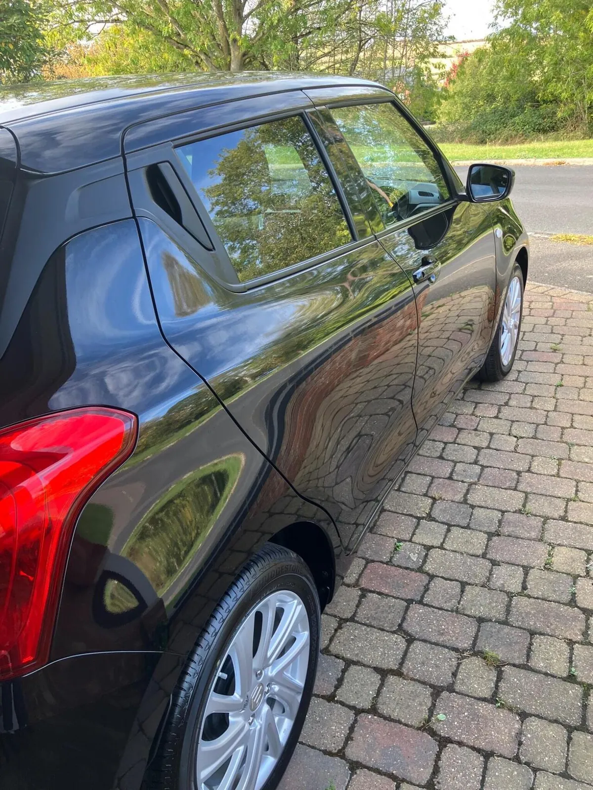 Suzuki Swift 2024 photo 3