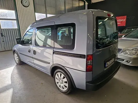 Opel Combo 2009 photo 4