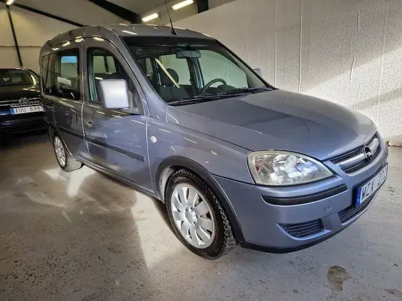 Opel Combo 2009 photo 2