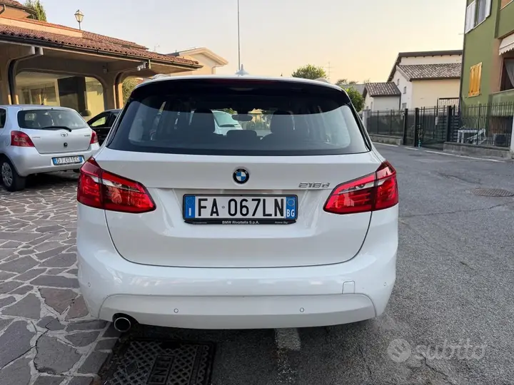 BMW 218 Active Tourer 2015 photo 3