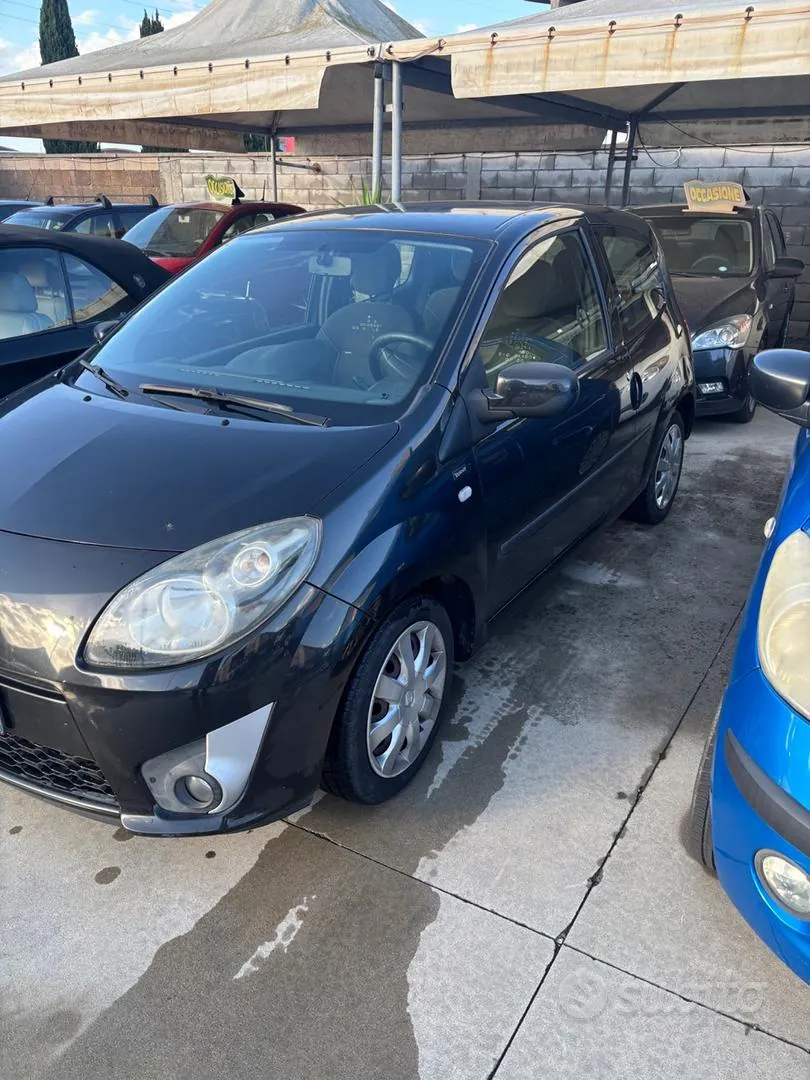 Renault Twingo 2011 photo 2
