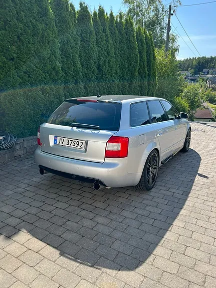 Audi S4 2004 photo 4