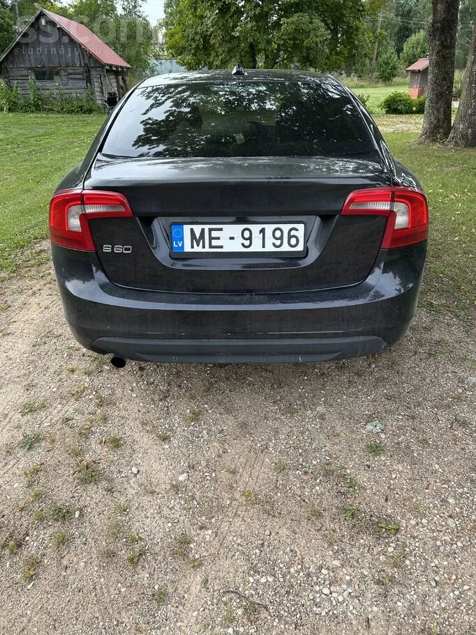 Volvo S60 2010 photo 5